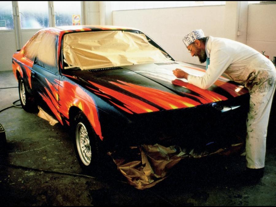  BMW 635 CSi Art Car by Ernst Fuchs 1982 года  (фото 6 из 8)